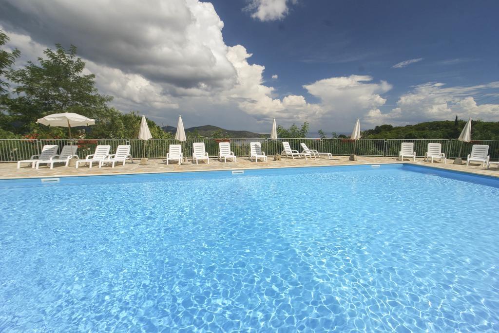 Monolocali Le Lecce Pool & Tennis カポリーヴェリ 部屋 写真