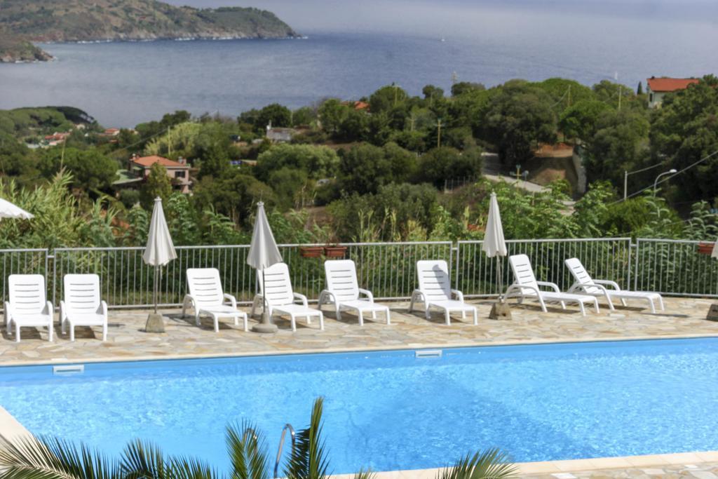 Monolocali Le Lecce Pool & Tennis カポリーヴェリ 部屋 写真